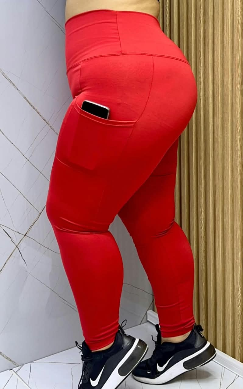 Courageously Curvy Leggings
